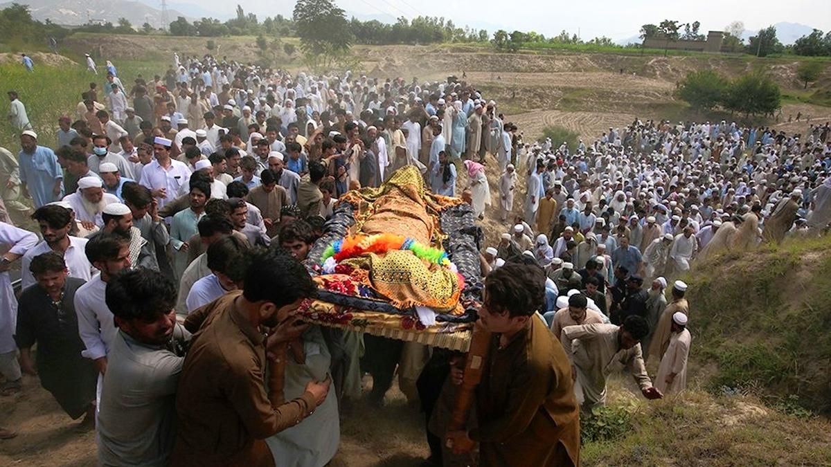 Pakistan suicide bombing death toll rises to 56