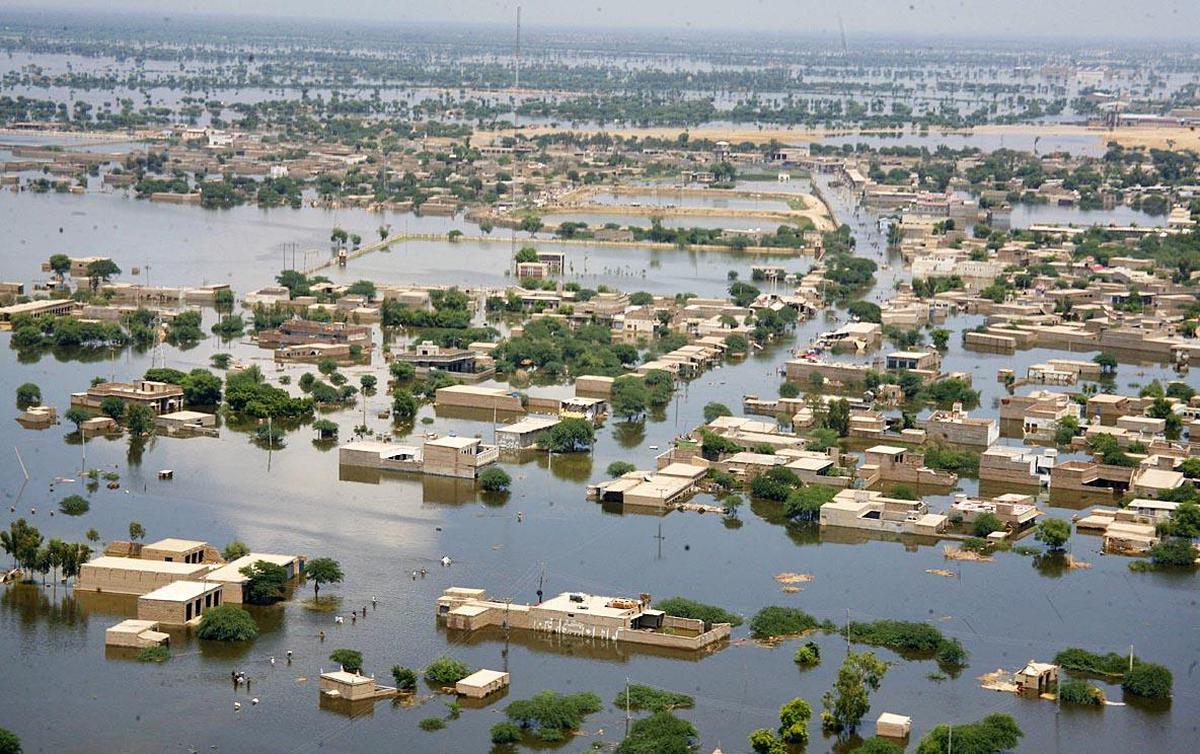 Pakistan floods | 68 killed as torrential rain batters Sindh, Balochistan - The Hindu