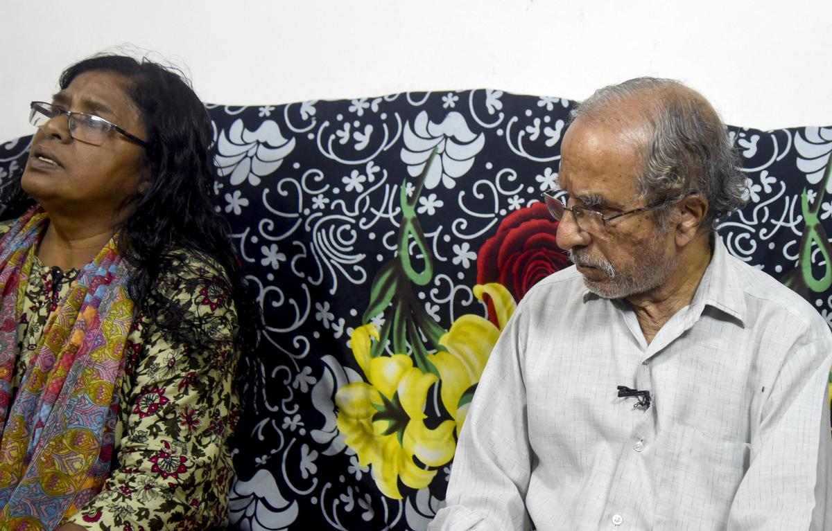 Deepak’s parents, Choyi Ullattuthodi and K. Kanyaka, discovered his body in his room the morning after his birthday. 
