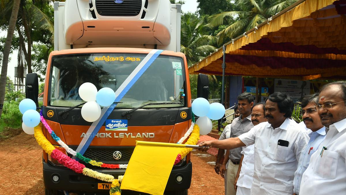 Dairy Minister inspects Aavin plant in Salem, flags off vehicle to sell ice cream