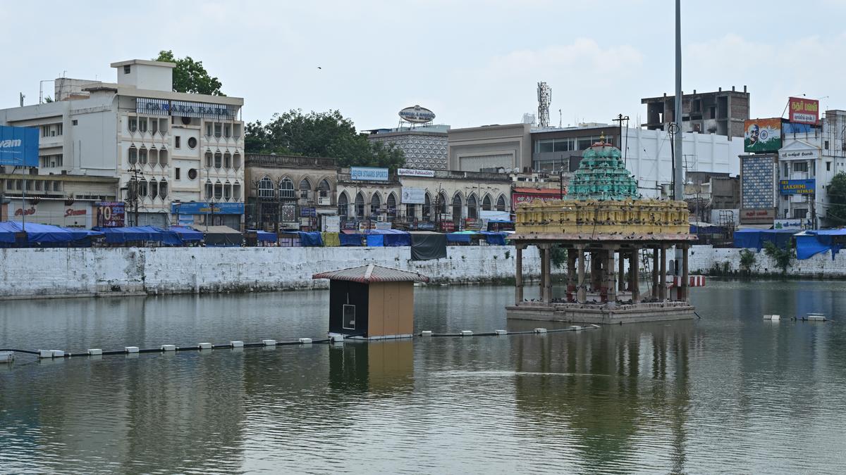 Tiruchi Corporation to relocate Burma Bazaar shops near Teppakulam to ease congestion during light and sound show