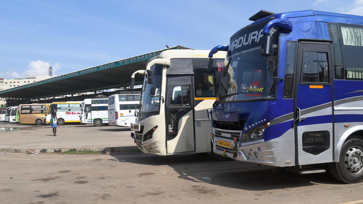 Buses registered outside of T.N. and used as stage carriers to be impounded, warns State Transport Commissionerate