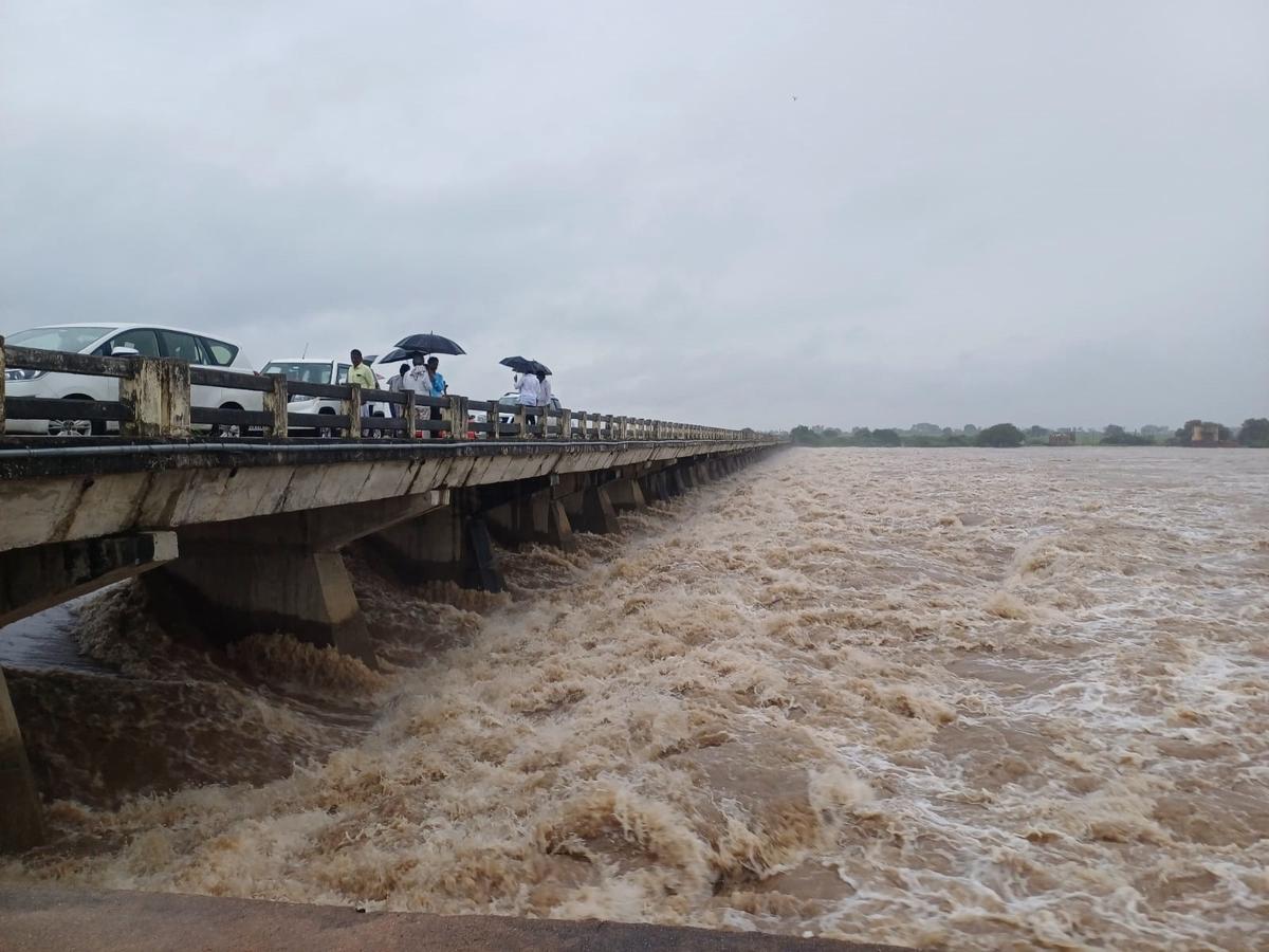 The Bhima on the outskirts of Yadgir city was overflowing.