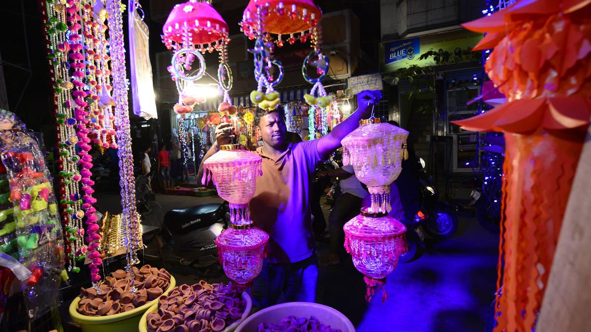 Floating Diyas and Scented Candles Dominate Market in Bengaluru