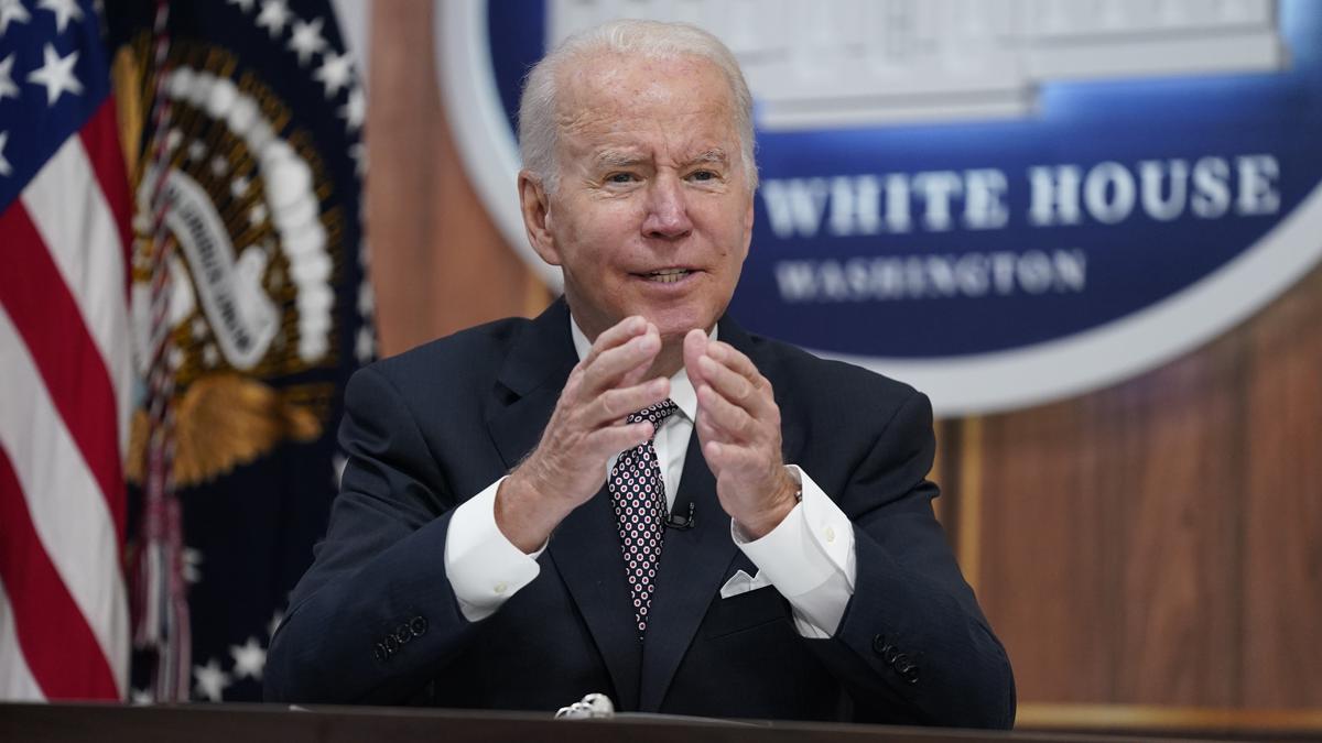 Biden suspends rules limiting immigrant arrest, deportation