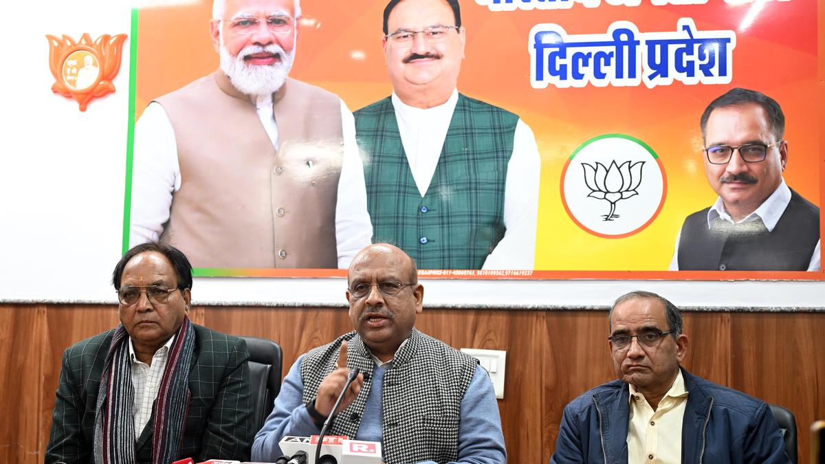 Privileges Committee toprobe Punjab Police role in ‘doctored’ video row - The Hindu by Authors