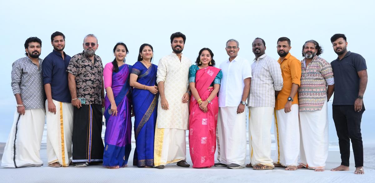 The cast of Manavalan in Trouble, who are employees of UST in Thiruvananthapuram The cast of Manavalan in Trouble, who are employees of UST in Thiruvananthapuram