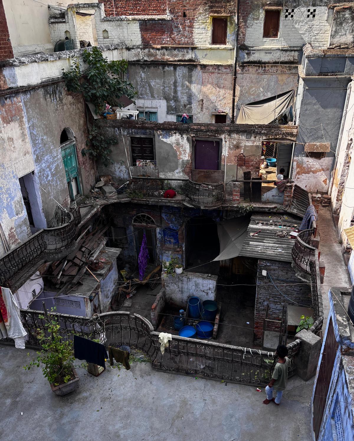 A story in every crack and corner of Saira Banu's haveli