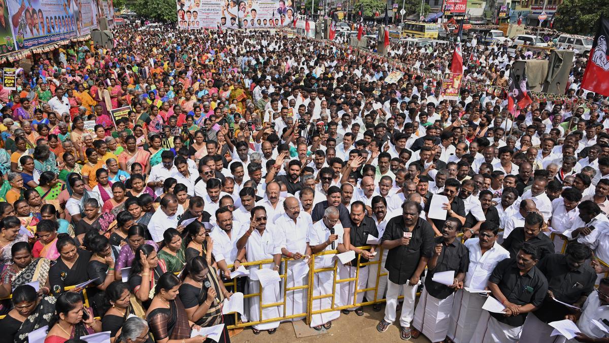 AIADMK warns of legal action against ‘corrupt’ city planning officers of Madurai Corporation