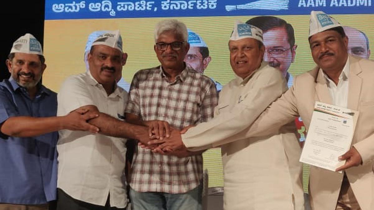 ‘Mukhyamantri’ Chandru takes over as Karnataka chief of AAP