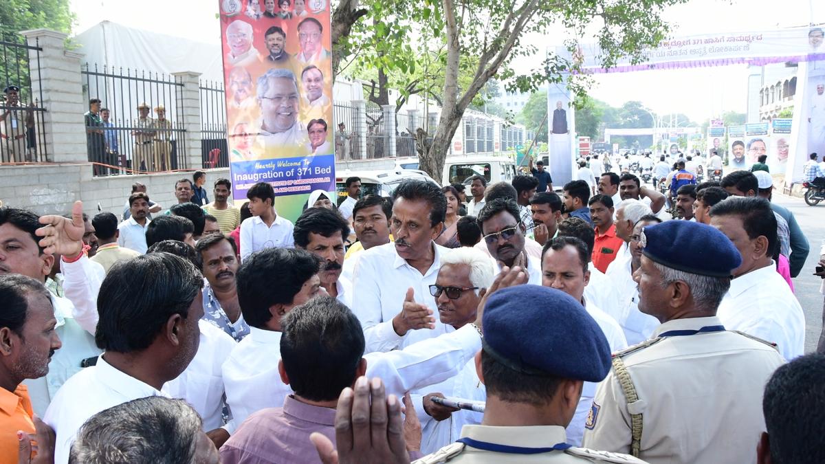 MLA&rsquo;s supporters stage protest against failure to publish photo in newspaper advertisement