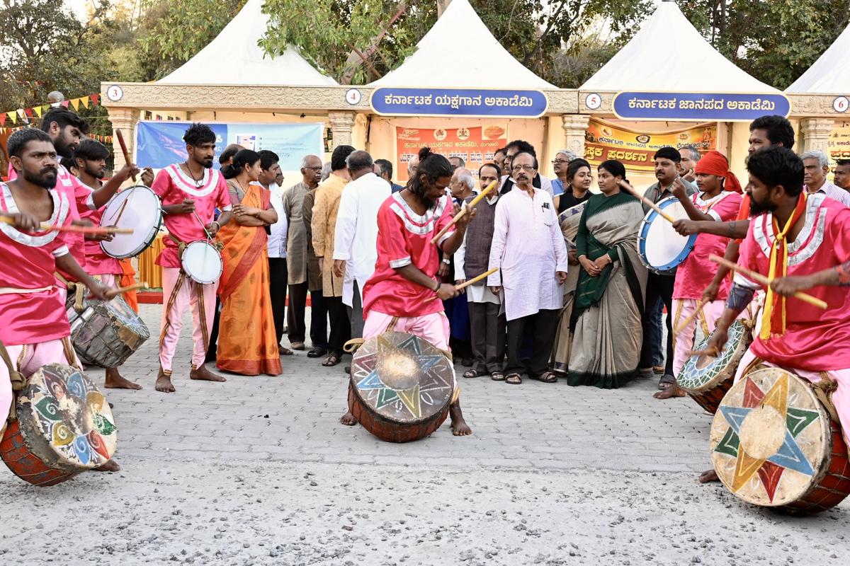 భారత్ నుండి మఖోత్సాస్ ర్యాంక్.