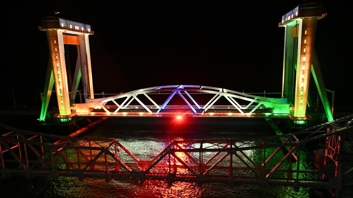 PM Modi to inaugurate Pamban Bridge LIVE: India’s first vertical lift sea bridge to be inaugurated around 12 noon
