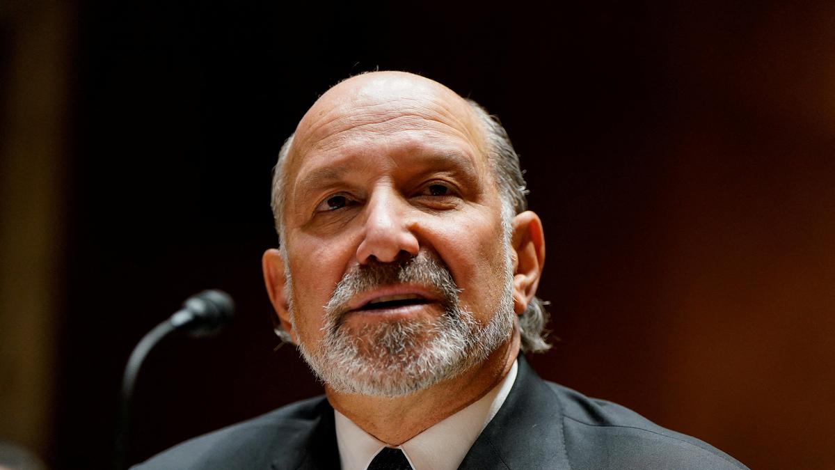 U.S. Commerce Secretary Lutnick acknowledges meetings with Epstein that contradict previous claims