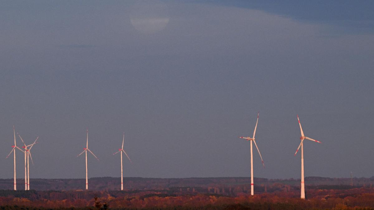 Suzlon to sharply grow EPC business for better margin, starts acquiring land