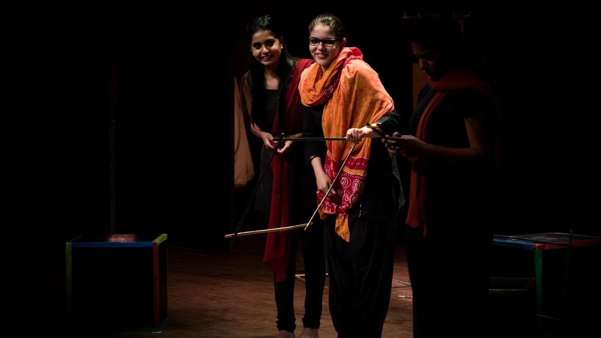 WeMove Theatre’s Kannada play ‘Sambandhagala Sutta’ delves into the different relationships of women