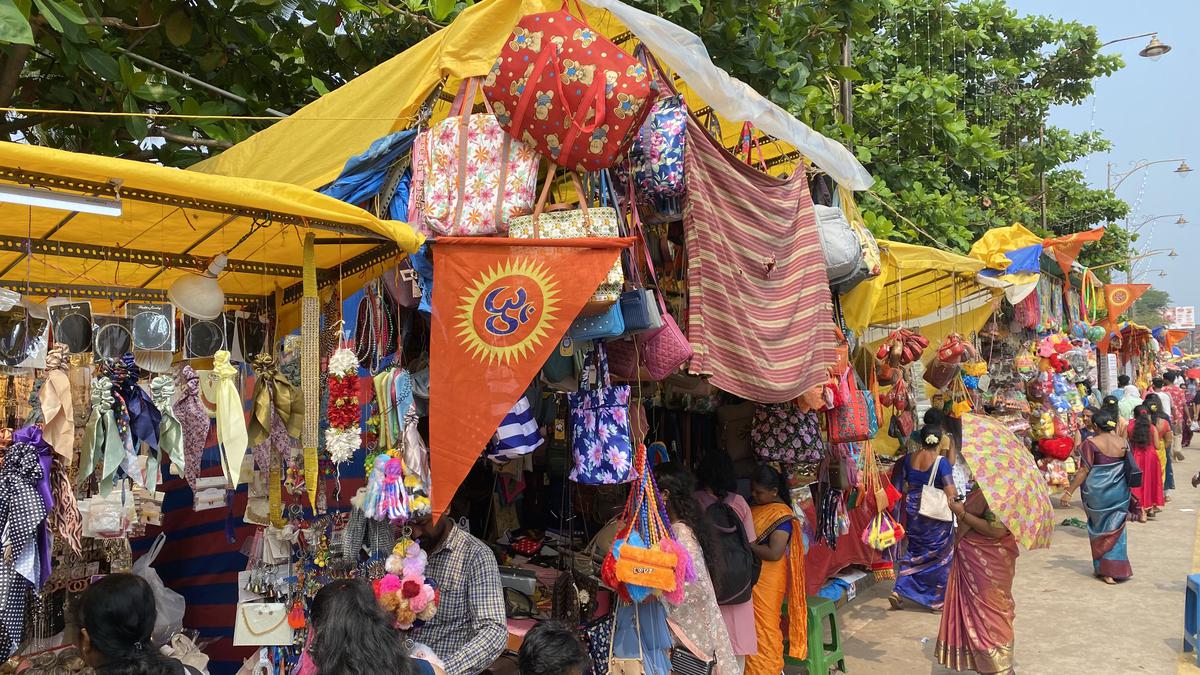 With or without saffron flag, it is business as usual at Mangaladevi Navaratri fair