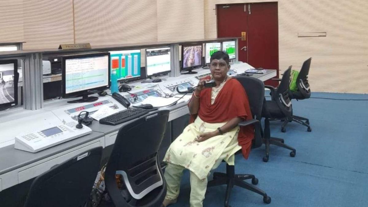 ISRO scientist, voice behind countdowns for launches, Valarmathi passes away