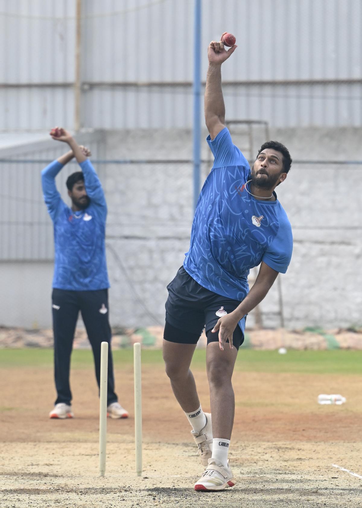 Tamil Nadu’s Shahrukh Khan bowling during a practice session.