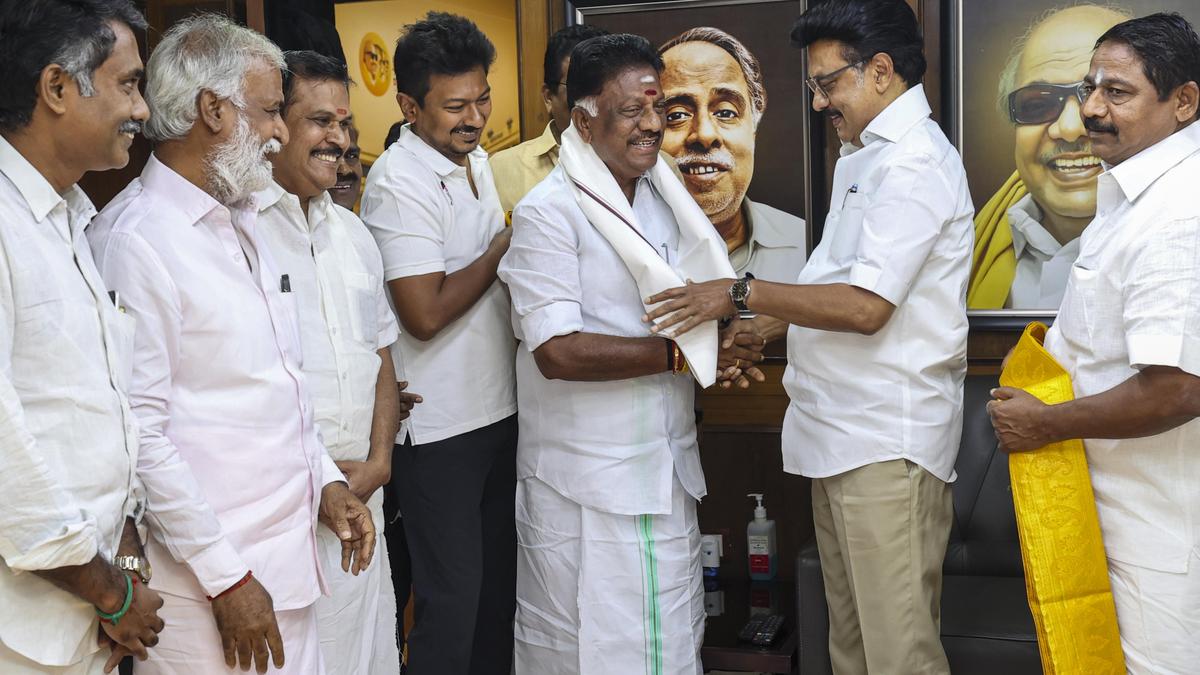 Former AIADMK leaders allotted DMK tickets