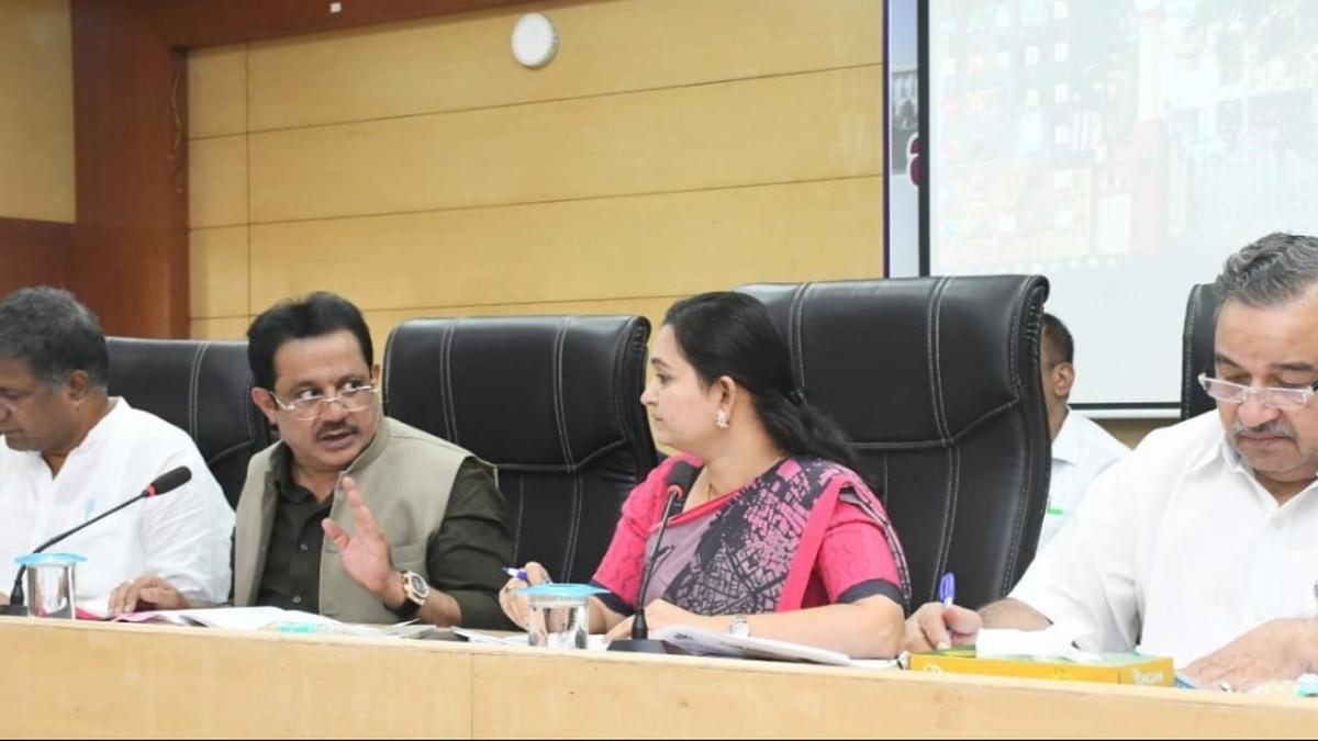 Dispose of pending Waqf property cases expeditiously, says Minister