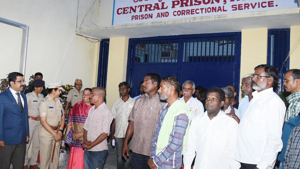 24 prisoners released for good conduct