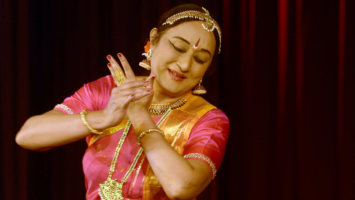 Bharatanatyam dancer, guru Lakshmi Vishwanathan dies