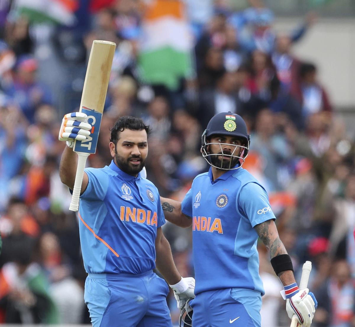 Rohit Sharma a Virat Kohli byli jmenováni ve skupině pro turné po Austrálii. Rohit Sharma a Virat Kohli byli jmenováni ve skupině pro turné po Austrálii.