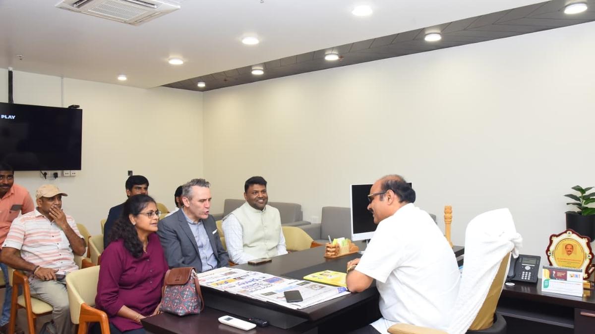 British Deputy High Commissioner holds talks with Andhra Pradesh Ministers on development and collaboration