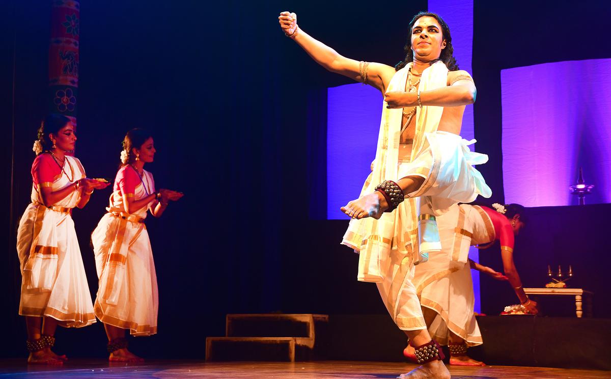 Sheejith Krishna and team presenting ‘Sri Padmanabhhsavamy Panguni Uthsavam and Aippasi Utsavam’ during Natyarangam 2022 at Narada Gana Sabha.