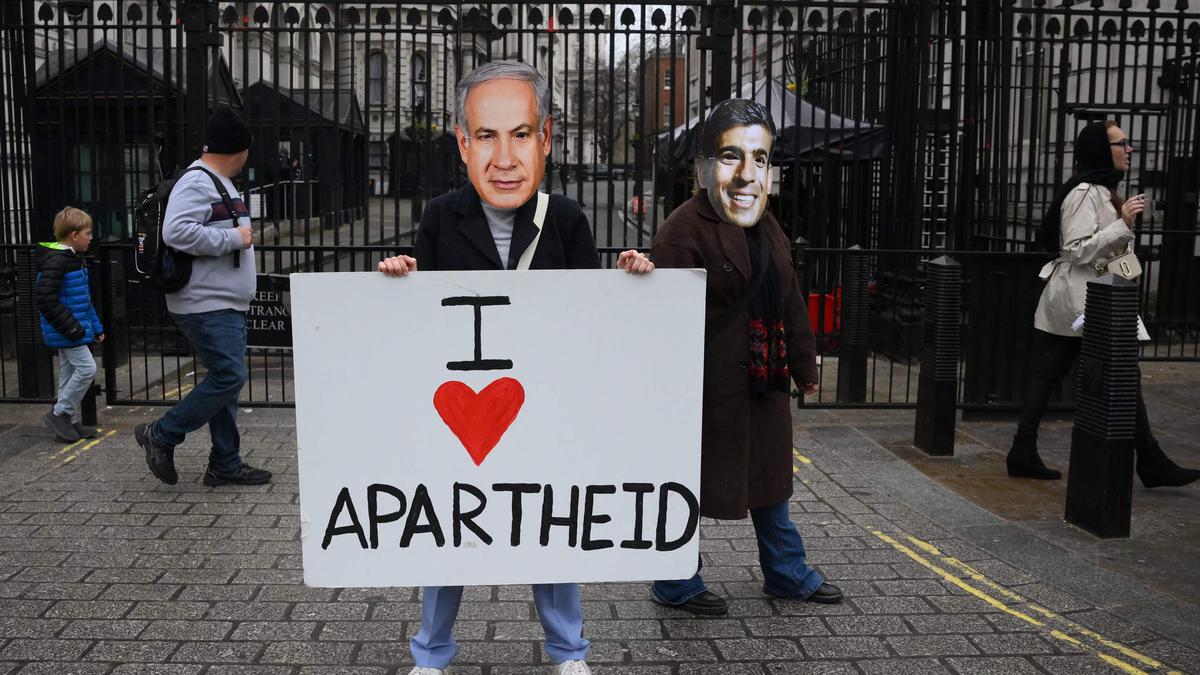 U.K. demonstrators protest Israeli leader’s visit to London