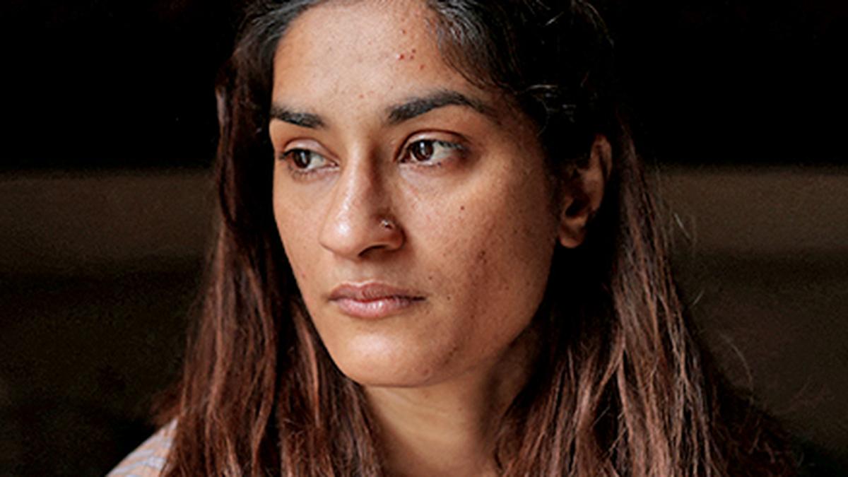 Asian Games | Vinesh pulls out due to knee injury, clears way for Antim Panghal's inclusion