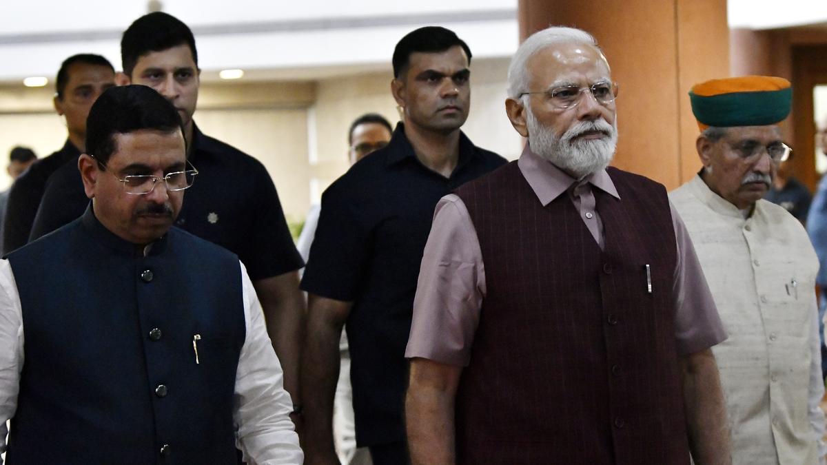 PM speaks with Mahmoud Abbas, reiterates support for Palestinian statehood