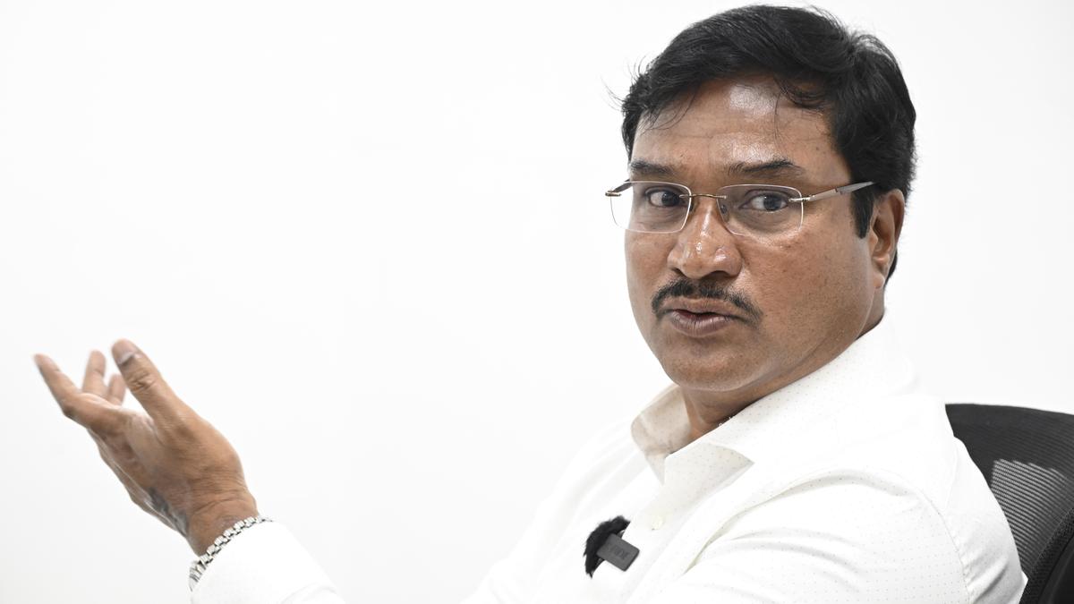 Appear before court or face non-bailable warrant: Telangana HC to HYDRAA Commissioner