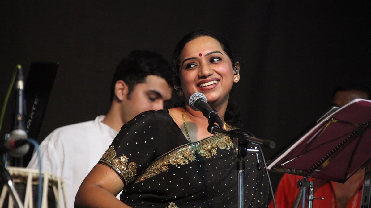 Popular playback singer Kalpana ‘tries to kill self’