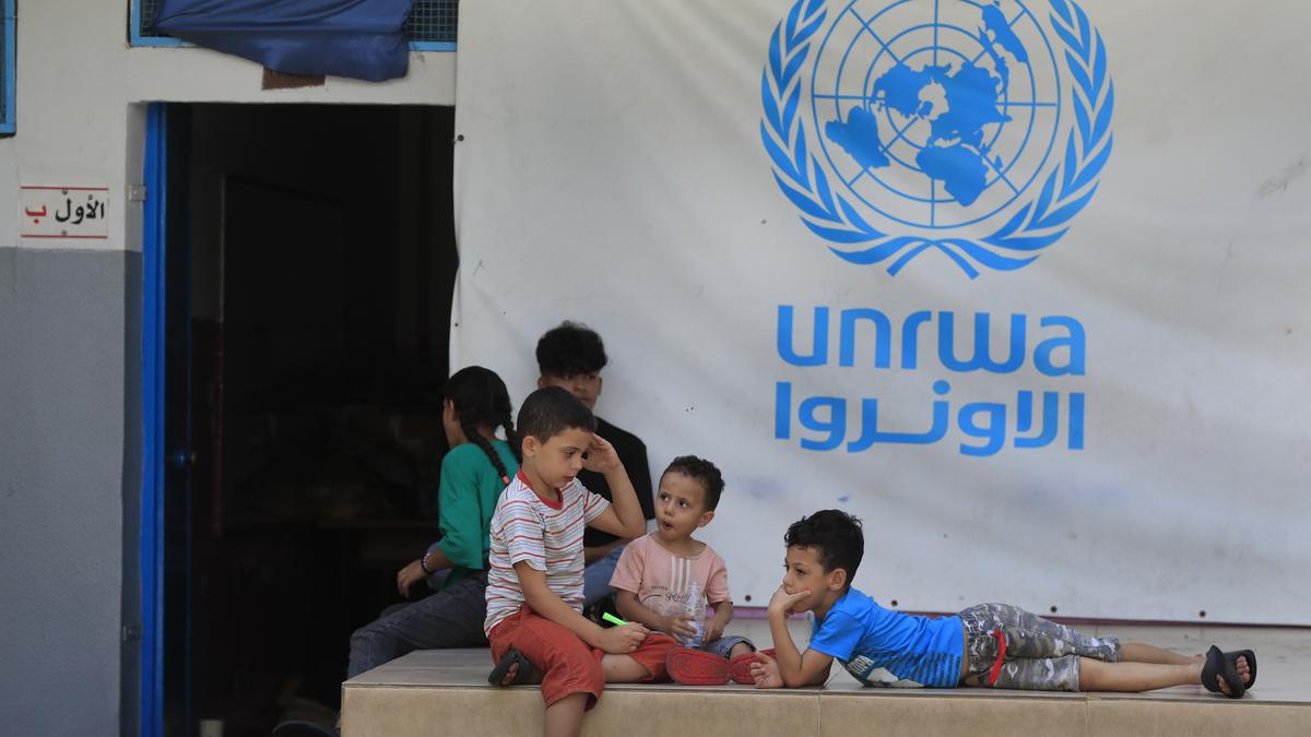 Pakistan, seven other Muslim nations back U.N. relief agency for Palestinian refugees