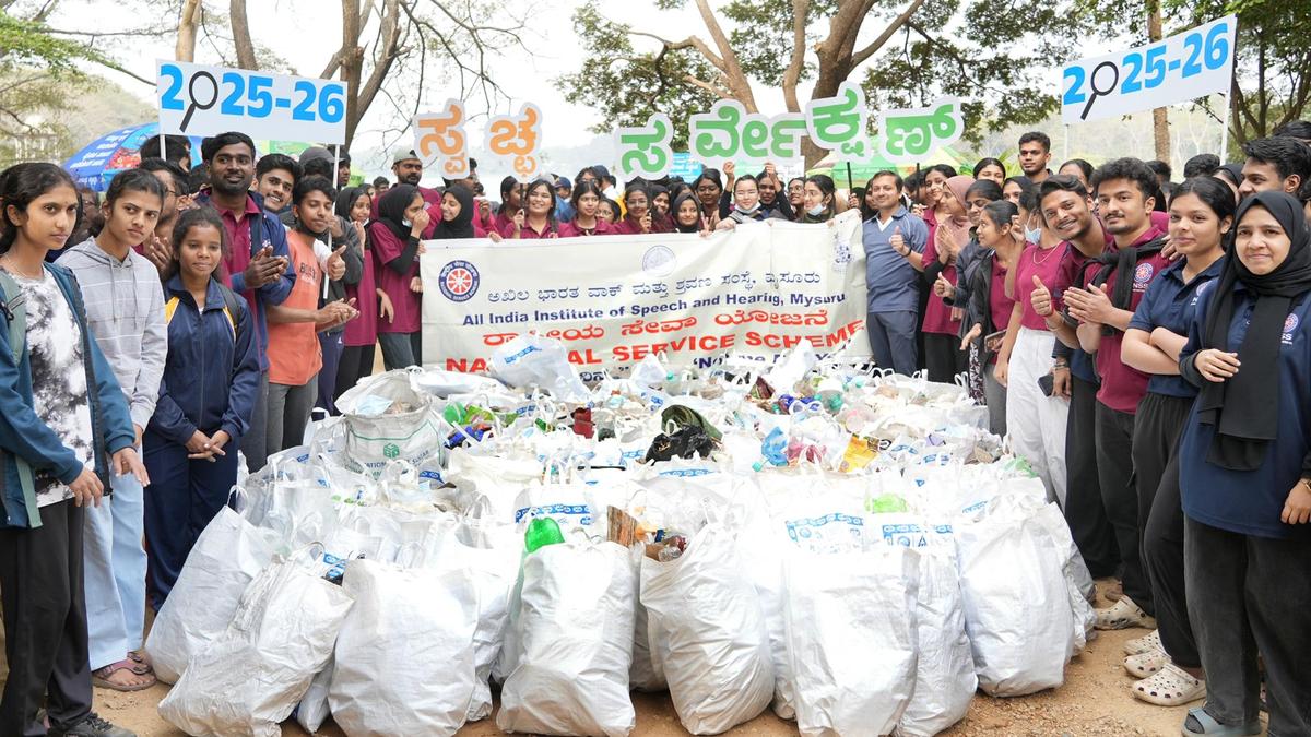 Cleanliness drive held at Kukkarahalli Lake; 410 kg of waste collected