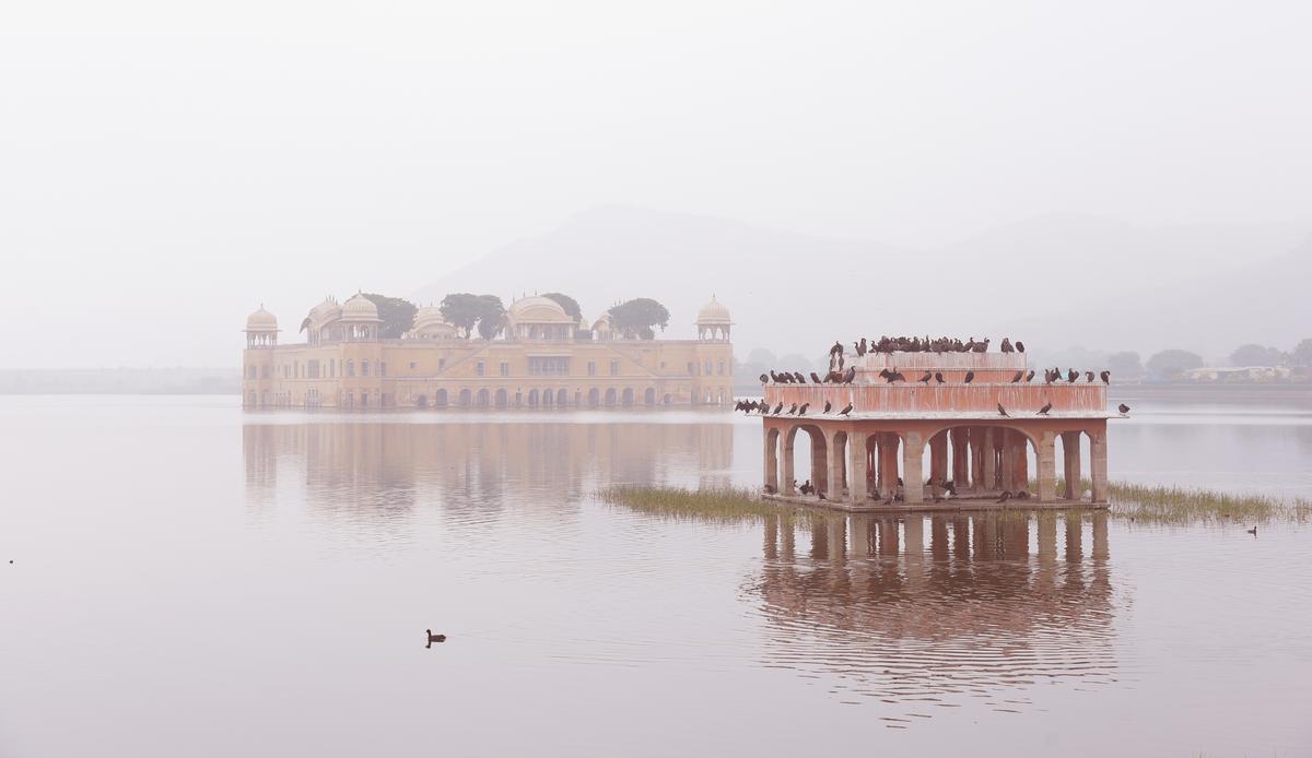 Dense fog over Man Sagar Lake in Jaipur.