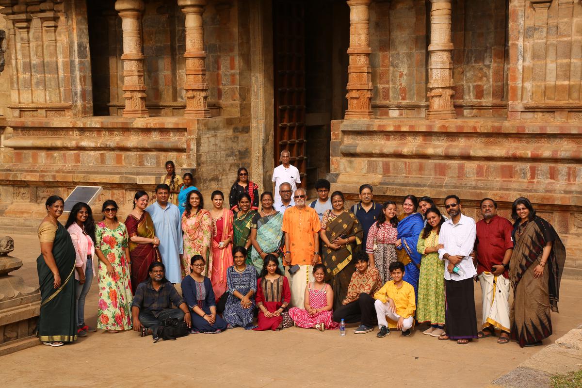 People taking part in Ponniyin Selvan tour