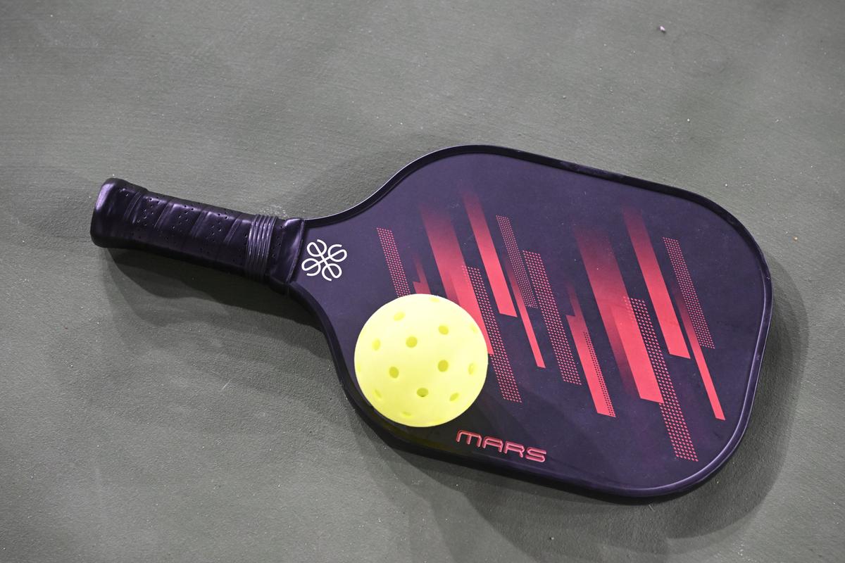 The paddles start from ₹ 1000 depending on the materials used The paddles start from ₹ 1000 depending on the materials used