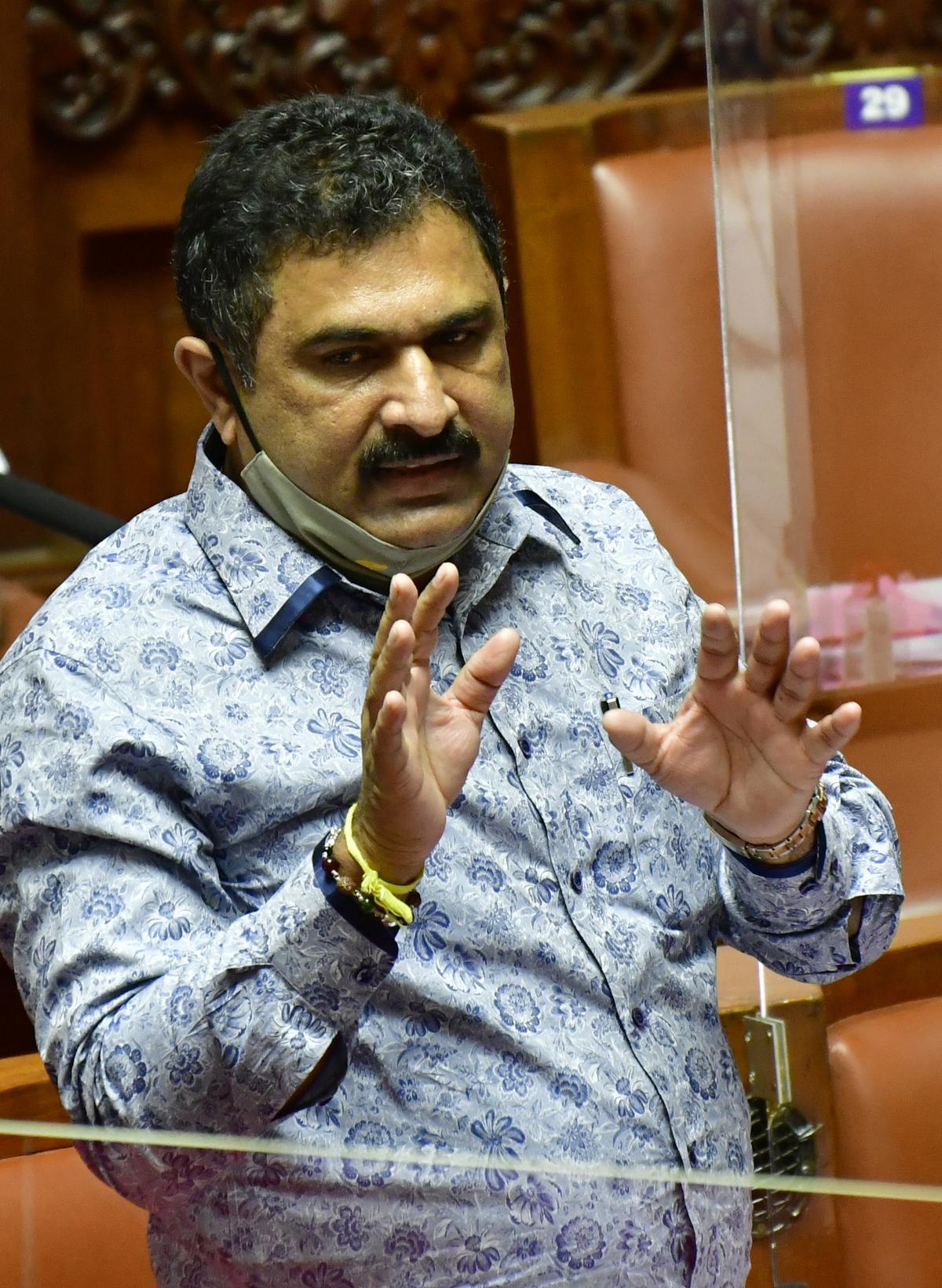 MLAs reelected multiple times, but old problems persist in Rajajinagar