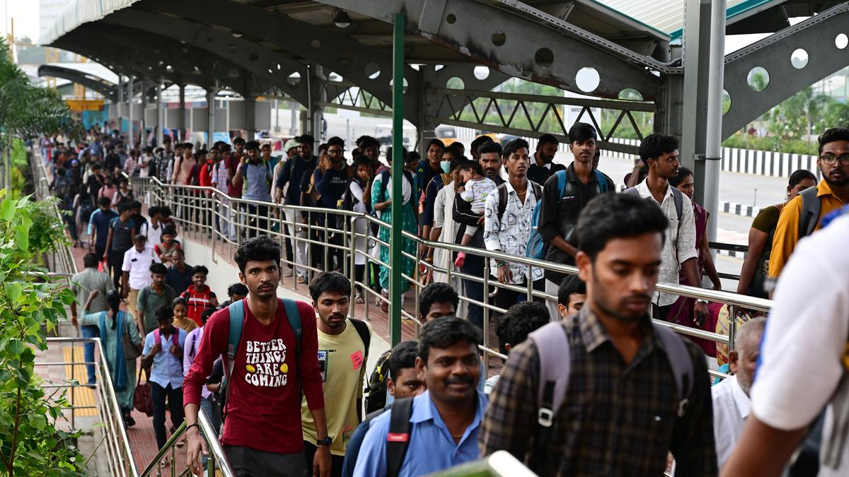 CMDA launches ‘KCBT’ mobile app for passengers using Kilambakkam bus terminus