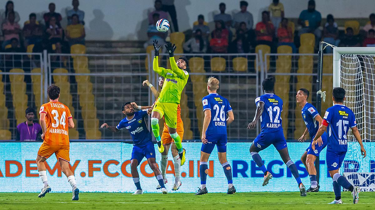 Chennaiyin FC land major blow to FC Goa’s play-off hopes with 2-1 win