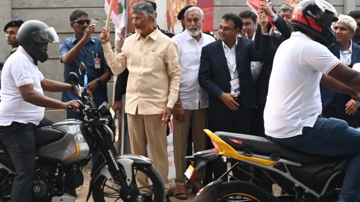 Andhra Pradesh CM Chandrababu Naidu inaugurates CNG, PNG projects in Rayalaseema region