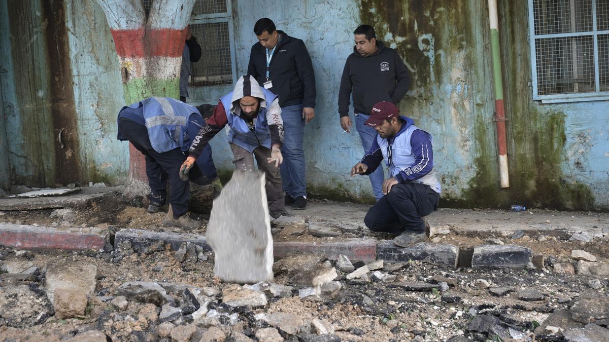 Israel troops kill 3 Palestinians in West Bank raid