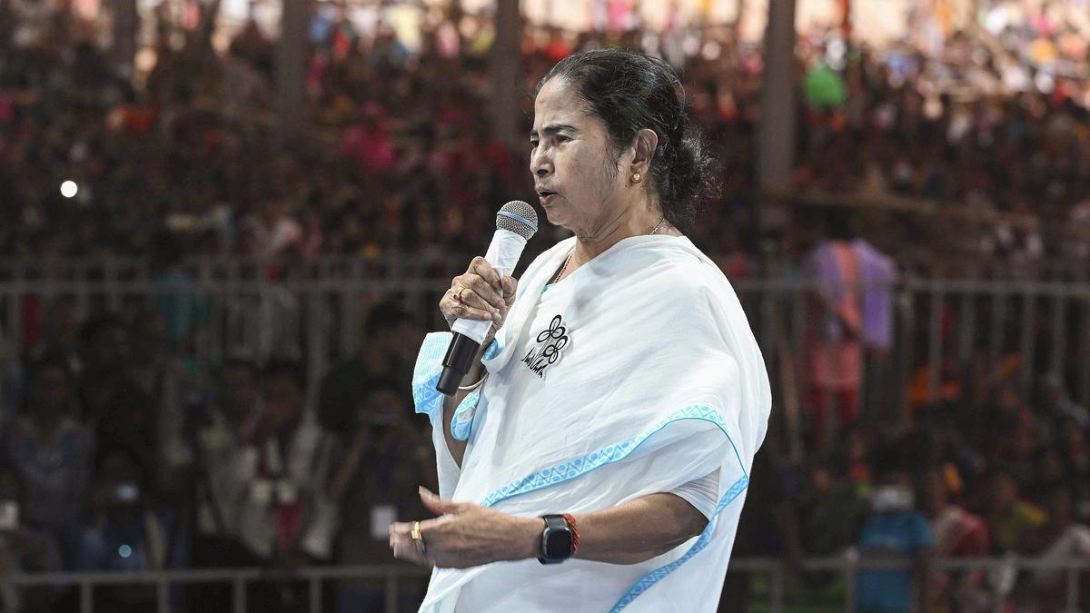 Bengal Governor must explain why he should not resign in wake of molestation allegations: Mamata