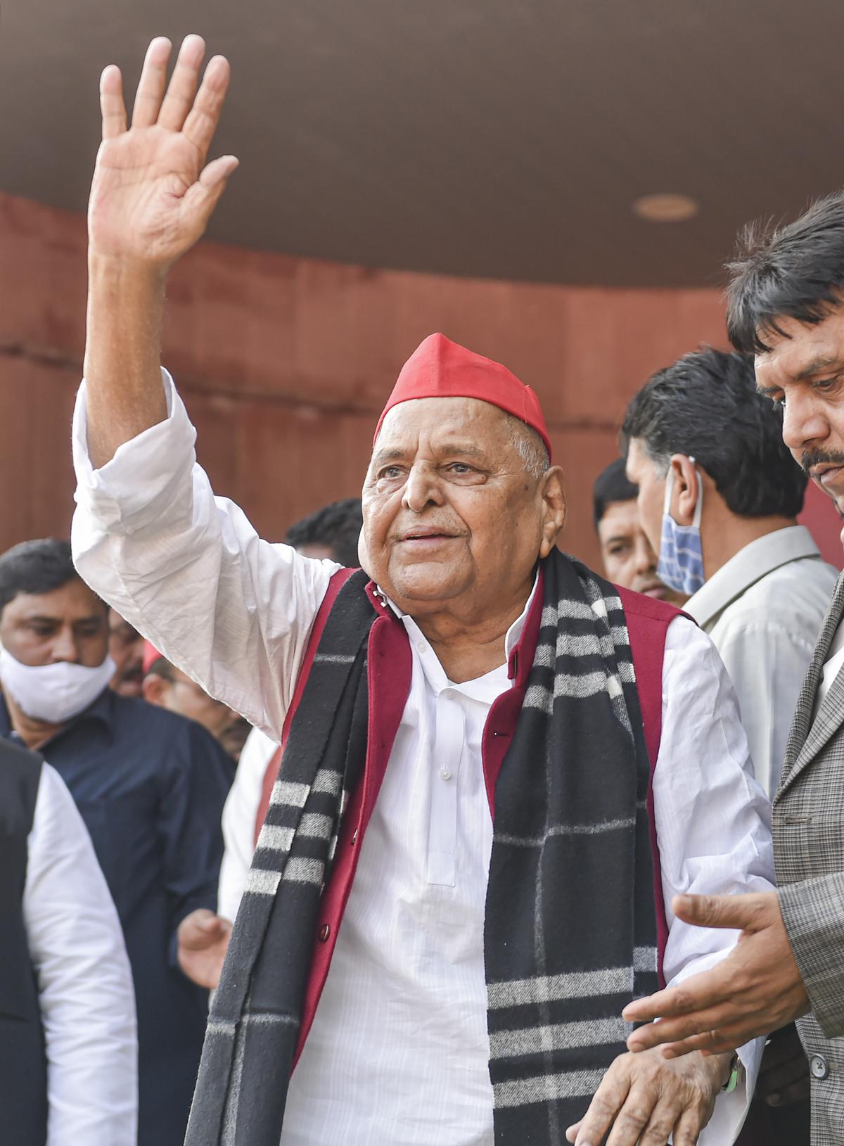 Mulayam Singh Yadav A Life In Pictures The Hindu