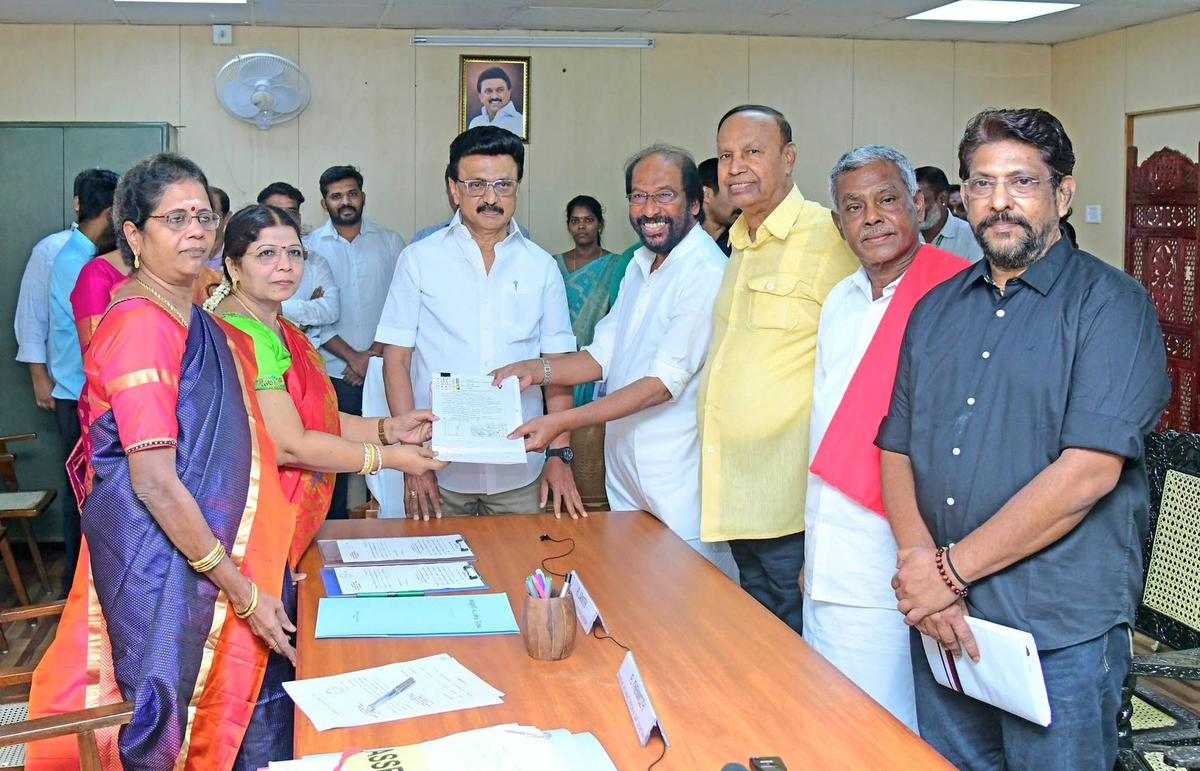 Tiruchi Siva files his nomination in the presence of CM Stalin