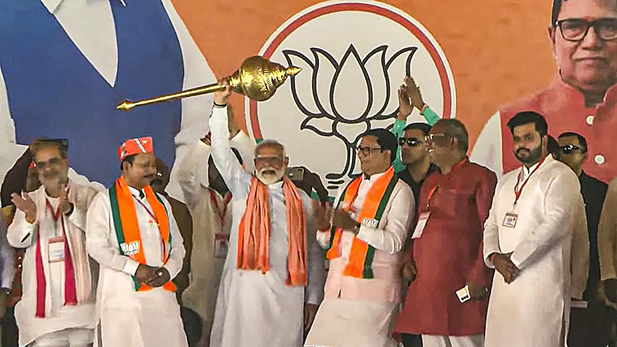 This election is to choose PM who can make world aware of India's strength: Modi in Jaunpur