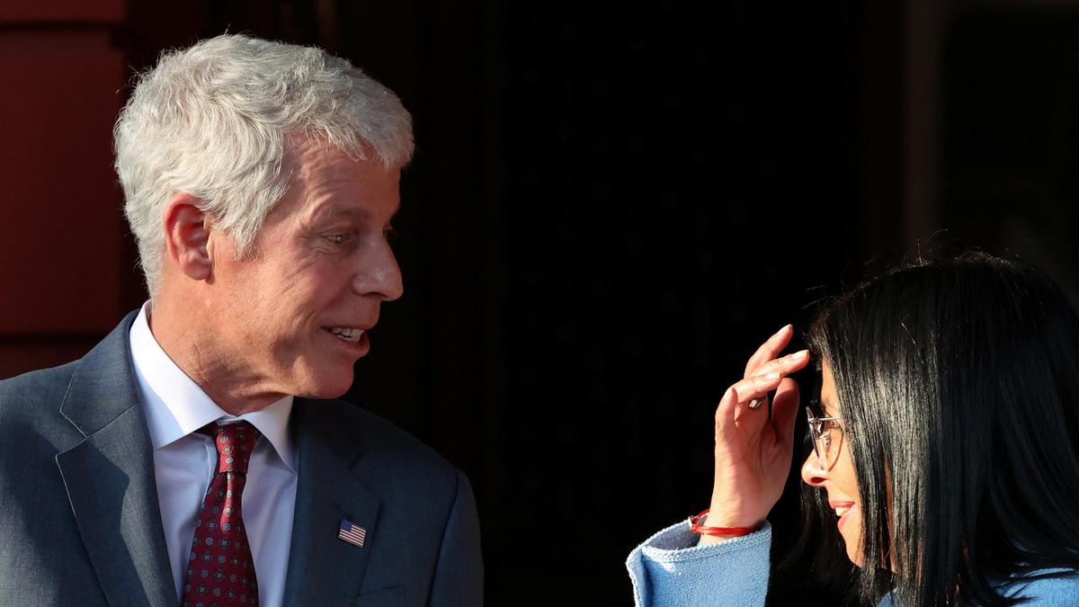 U.S. waives Venezuela oil sanctions as Trump signals visit